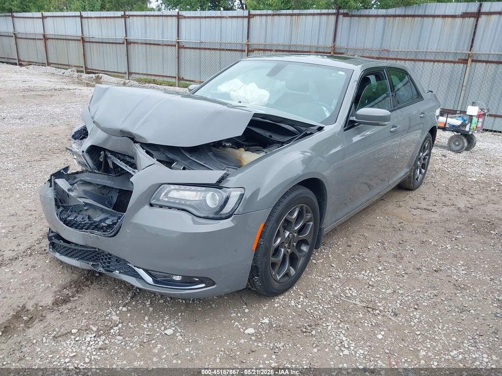 2C3CCAGG8JH309164 2018 CHRYSLER 300 photo no. 2
