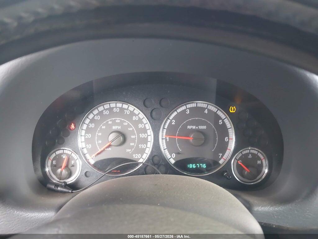 1J4GK58K75W651250 2005 JEEP LIBERTY photo no. 7