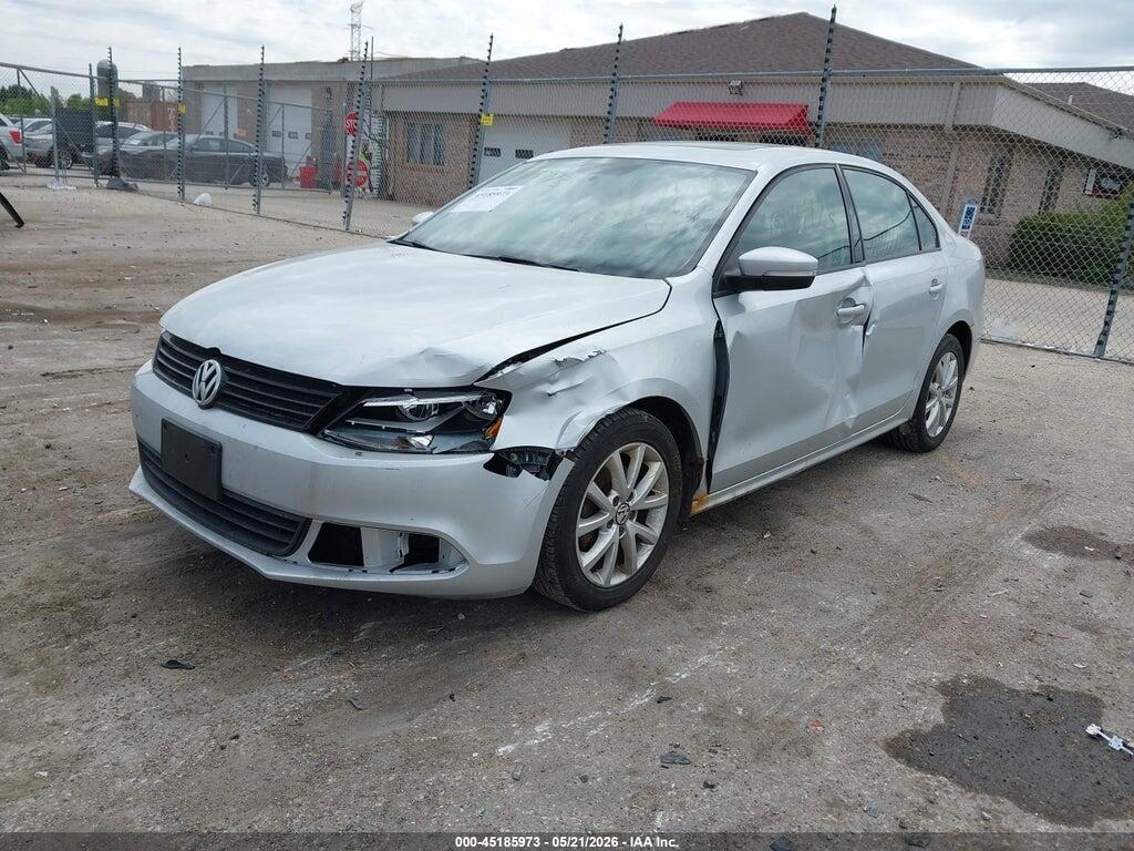 3VWDX7AJXBM303541 2011 VOLKSWAGEN JETTA photo no. 2