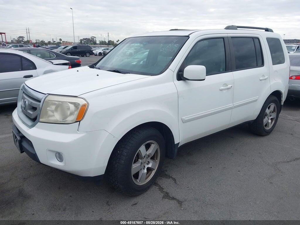 5FNYF4H55BB045626 2011 HONDA PILOT photo no. 2
