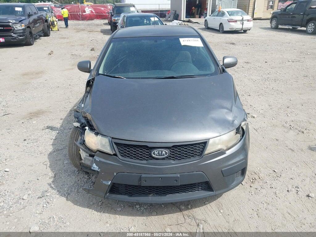 KNAFU6A23D5743128 2013 KIA FORTE KOUP photo no. 12