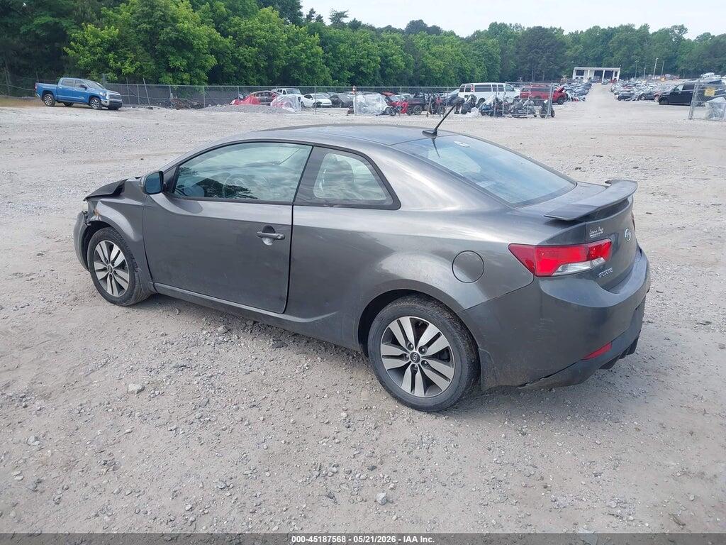 KNAFU6A23D5743128 2013 KIA FORTE KOUP photo no. 3