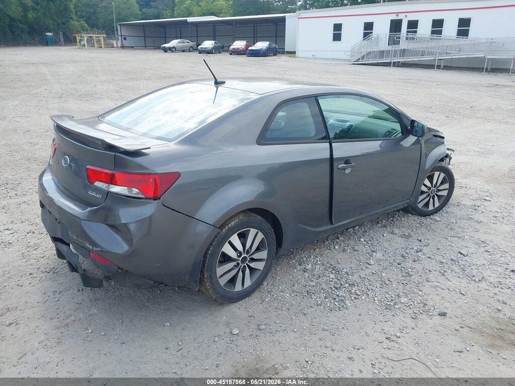 KNAFU6A23D5743128 2013 KIA FORTE KOUP photo no. 4
