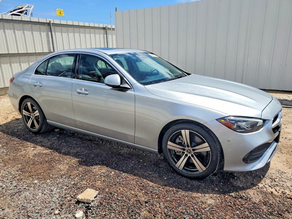 2023 MERCEDES-BENZ C 300 — Фото 4 из 12