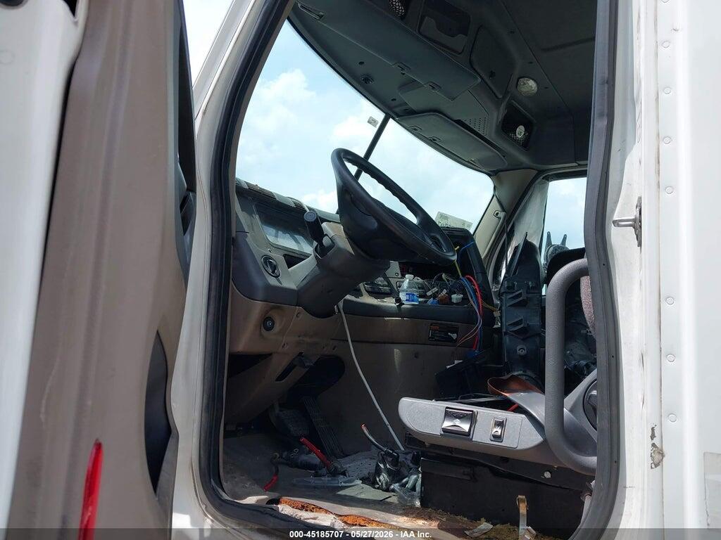 1FUBGADV2CSBS4923 2012 FREIGHTLINER CASCADIA 113 photo no. 6