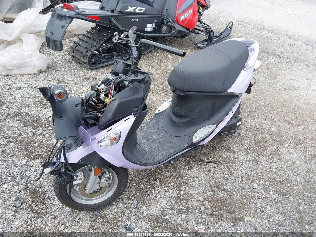 RFVPAP5A2R1135497 2024 GENUINE SCOOTER CO. BUDDY photo no. 2