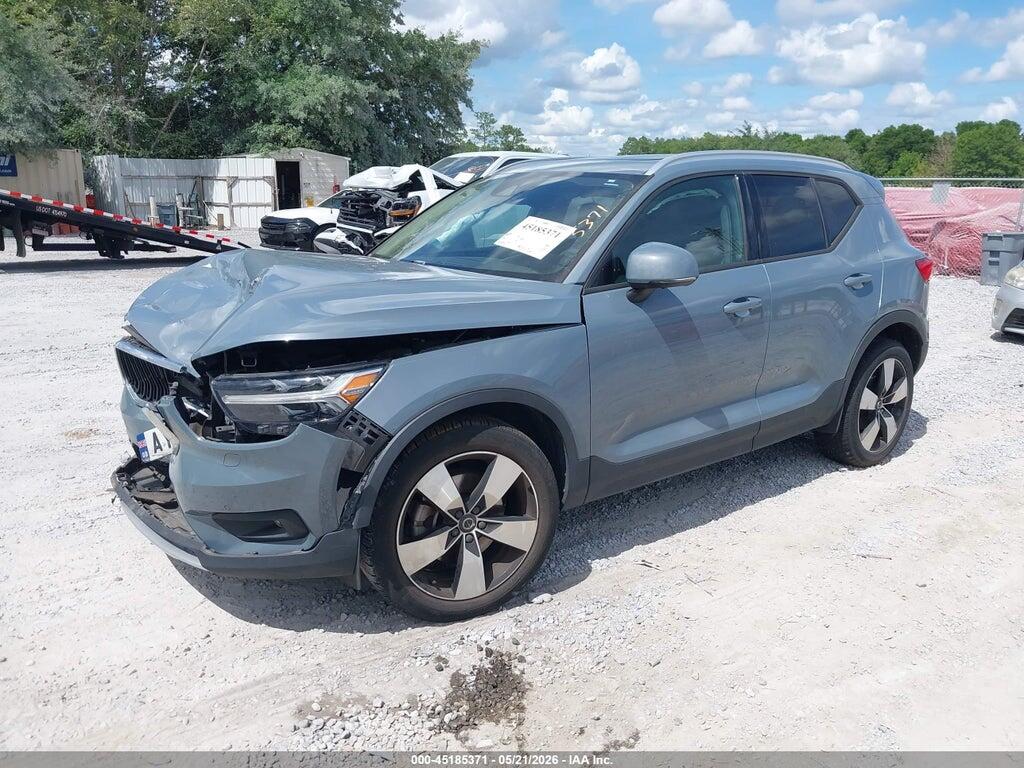 YV4162UK0M2542927 2021 VOLVO XC40 photo no. 2