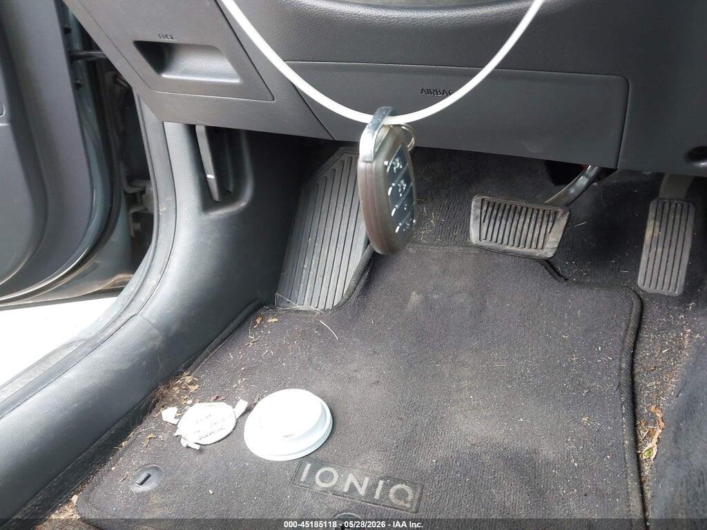 KMHC85LJ8LU062083 2020 HYUNDAI IONIQ ELECTRIC photo no. 11