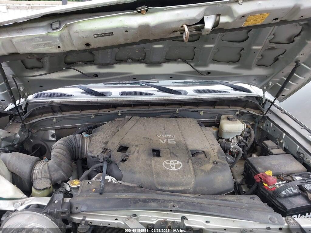JTEZU11F570014342 2007 TOYOTA FJ CRUISER photo no. 10