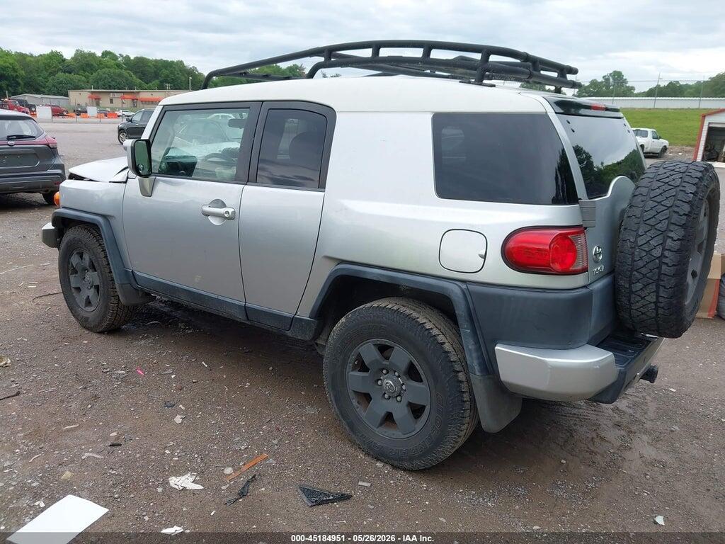 JTEZU11F570014342 2007 TOYOTA FJ CRUISER photo no. 3