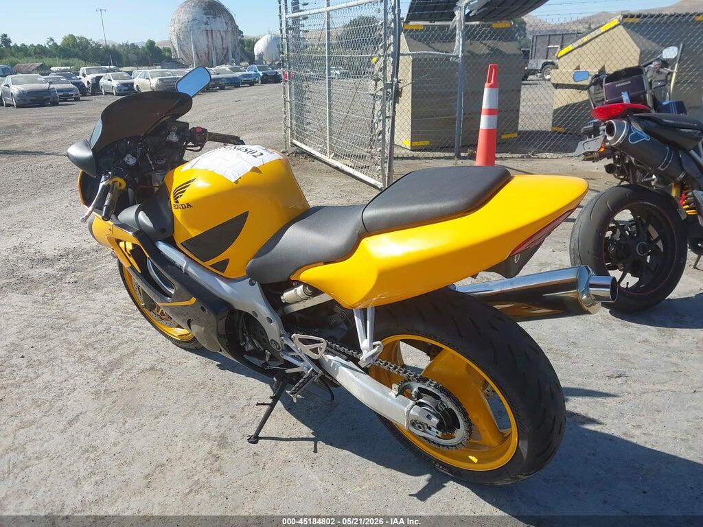 JH2PC3519XM000470 1999 HONDA CBR600 photo no. 3