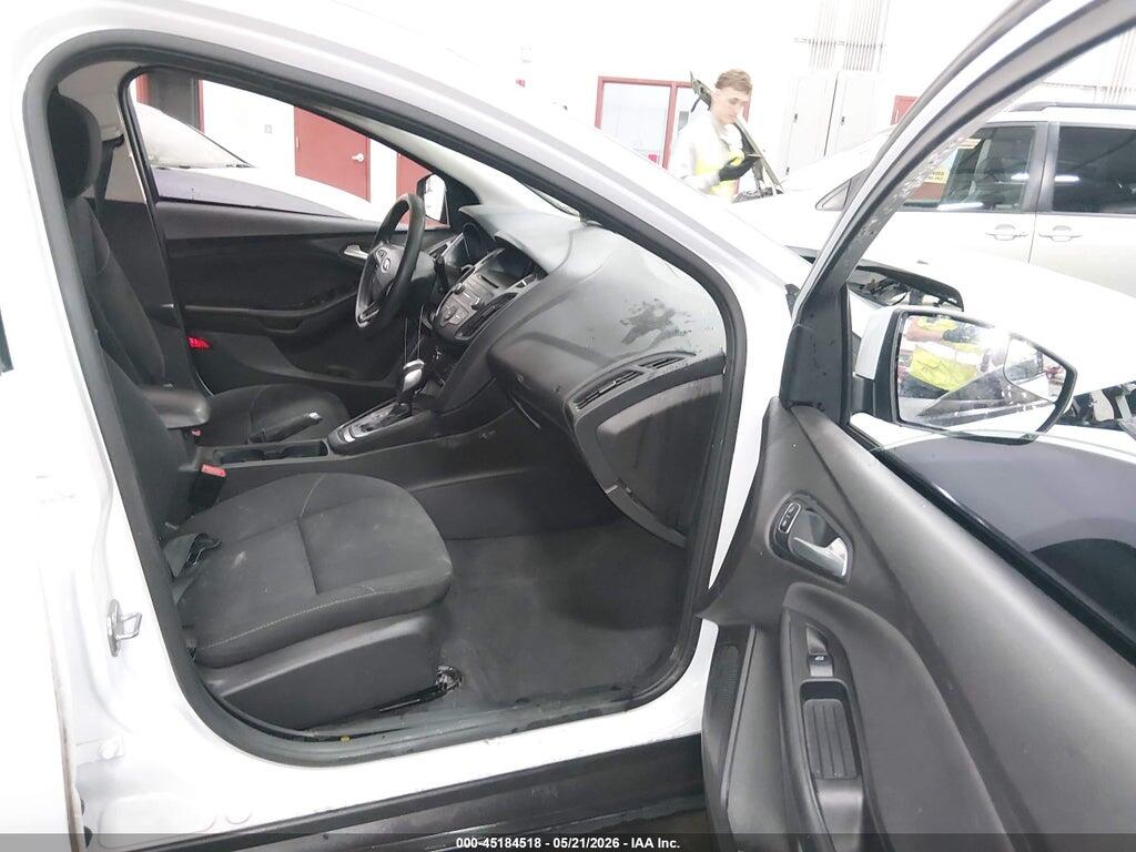 1FADP3F21GL205039 2016 FORD FOCUS photo no. 5