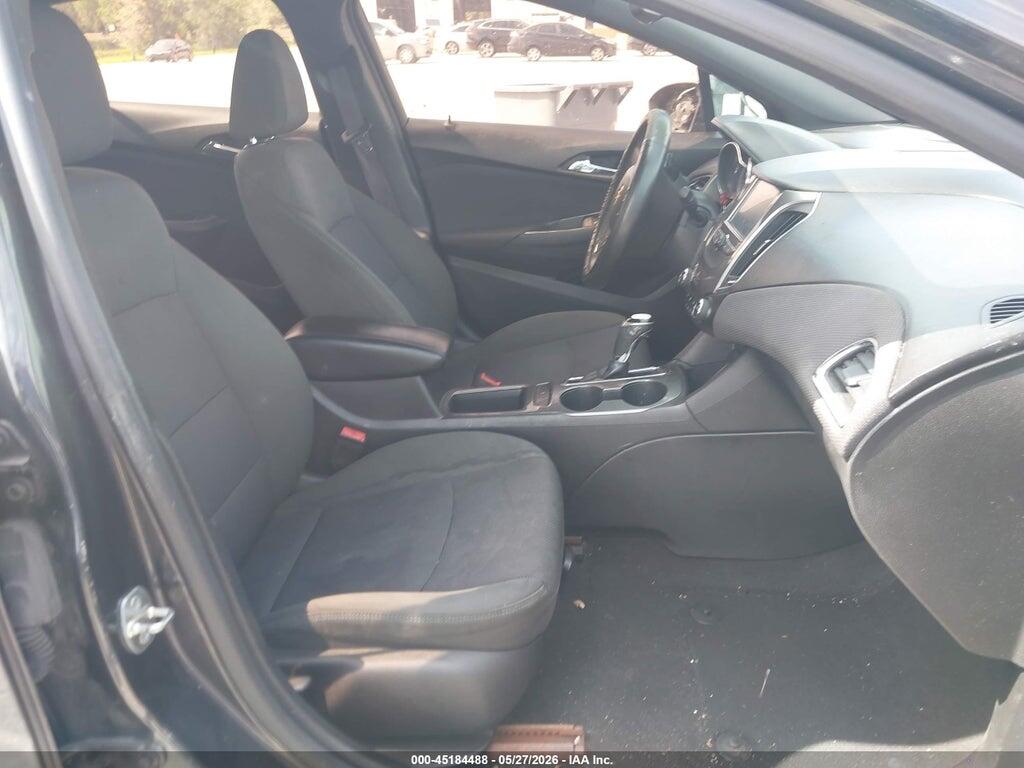 1G1BE5SM4H7143780 2017 CHEVROLET CRUZE photo no. 5