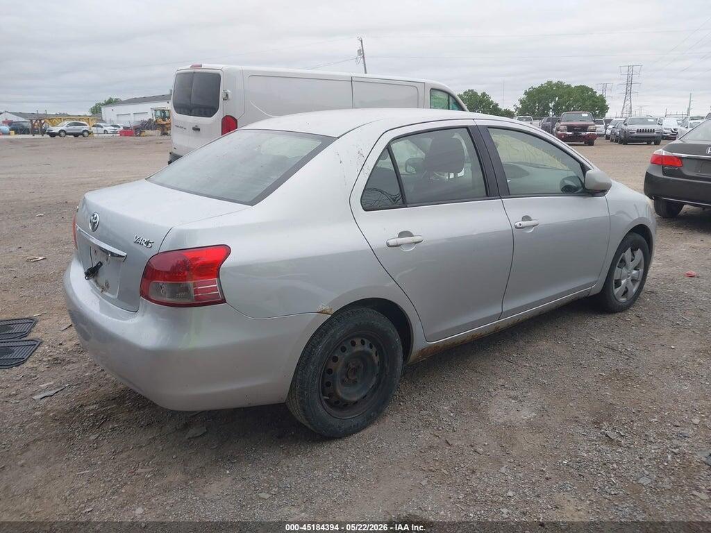JTDBT923381198073 2008 TOYOTA YARIS photo no. 4