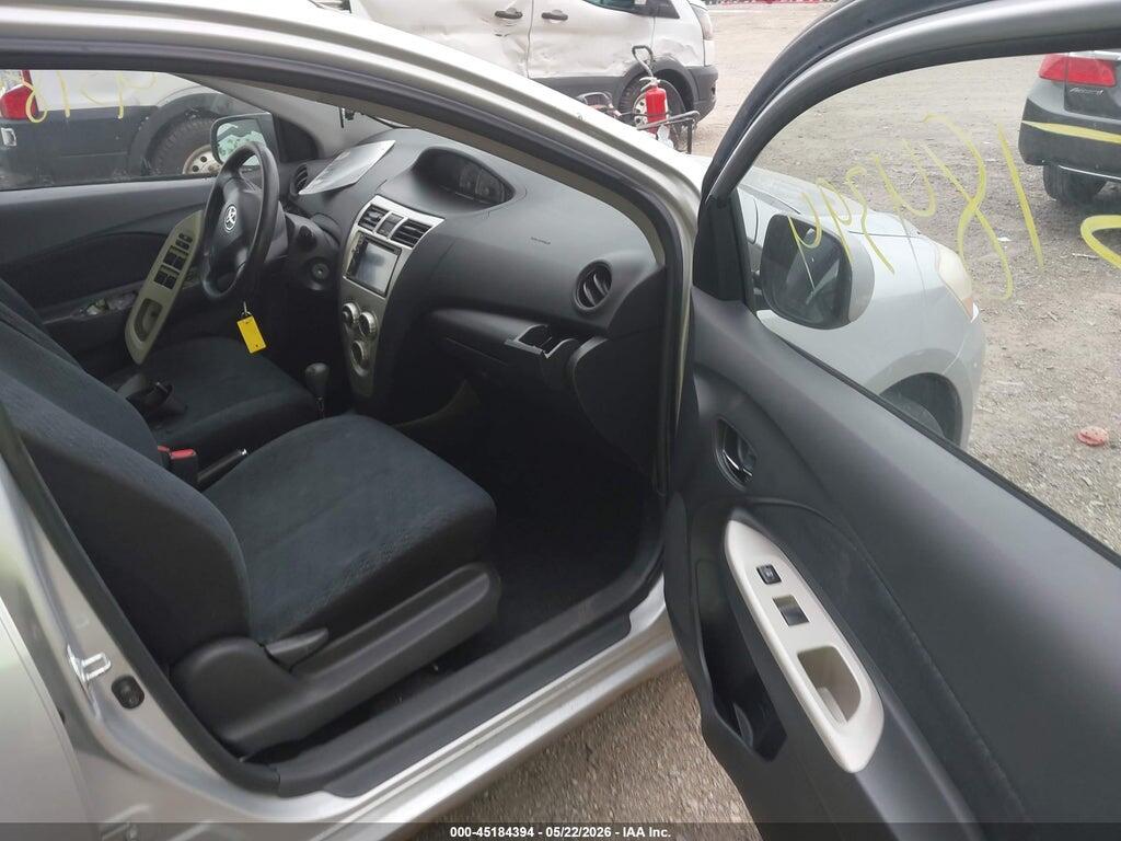 JTDBT923381198073 2008 TOYOTA YARIS photo no. 5