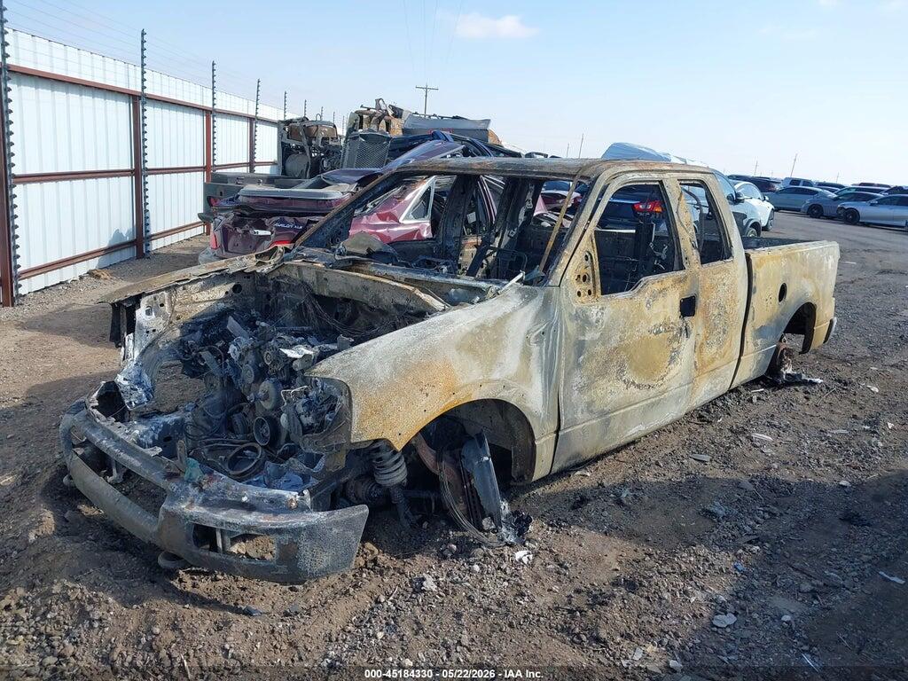 1FTPX14524NA05604 2004 FORD F-150 photo no. 2