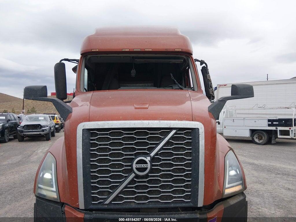 4V4NC9EH7KN209746 2019 VOLVO VNL photo no. 12