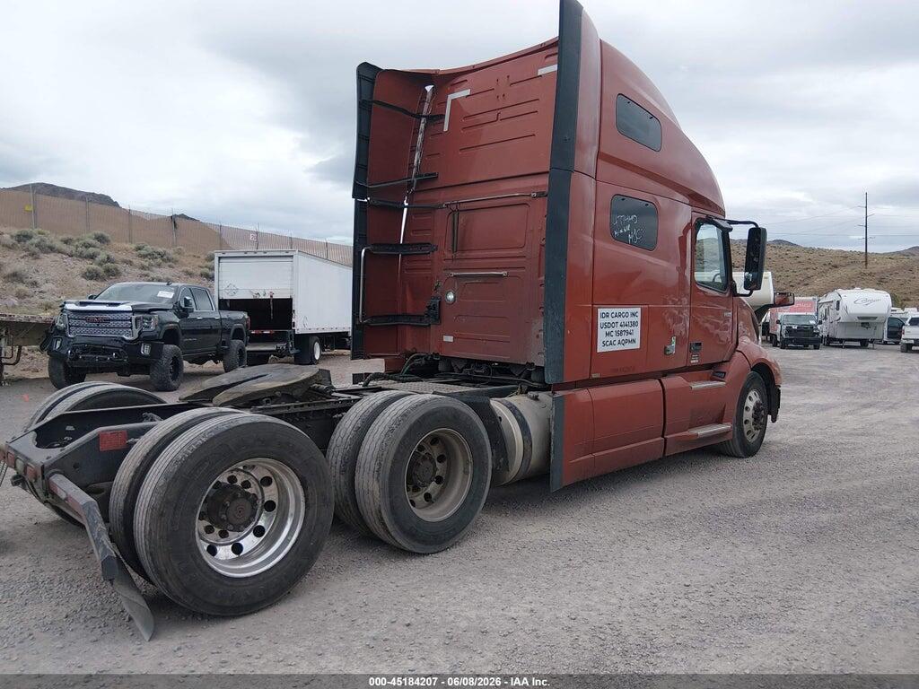 4V4NC9EH7KN209746 2019 VOLVO VNL photo no. 4