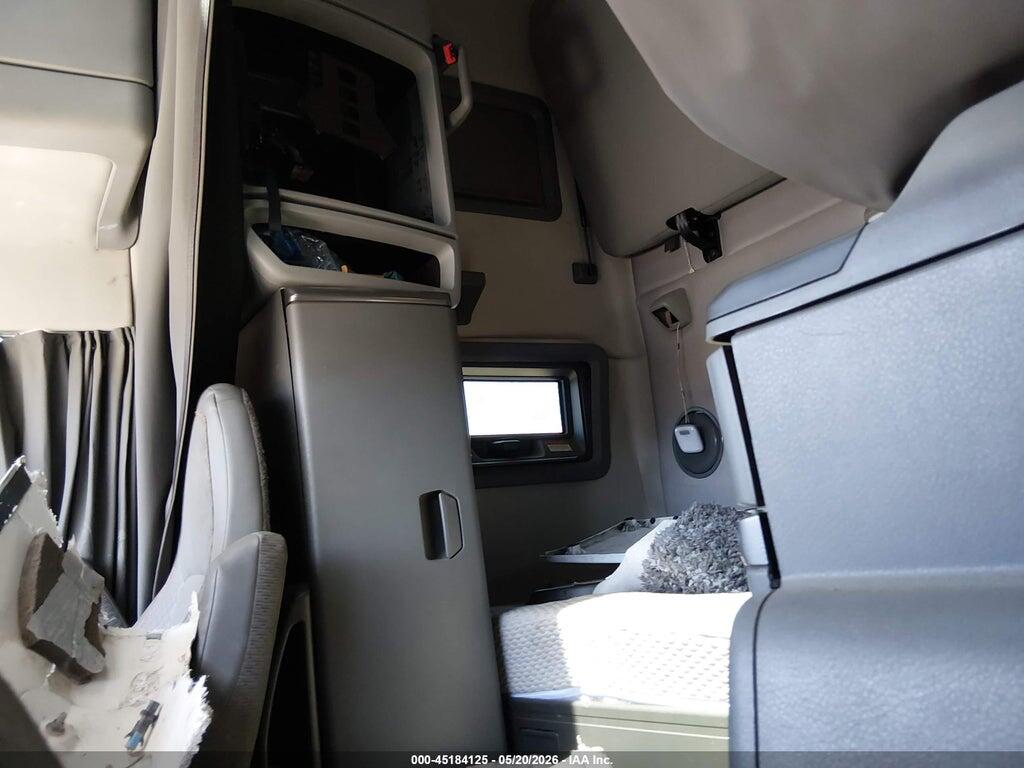 4V4NC9EH5NN298706 2022 VOLVO VNL photo no. 6