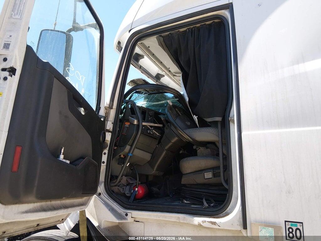 4V4NC9EH5NN298706 2022 VOLVO VNL photo no. 7