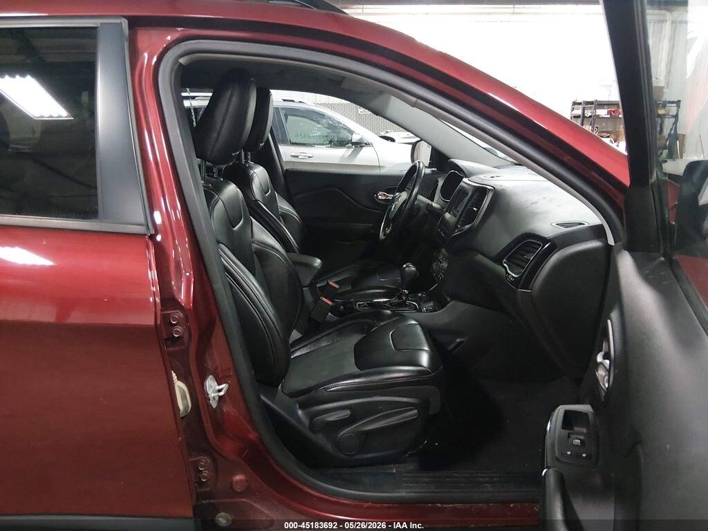1C4PJMLB8KD378112 2019 JEEP CHEROKEE photo no. 5