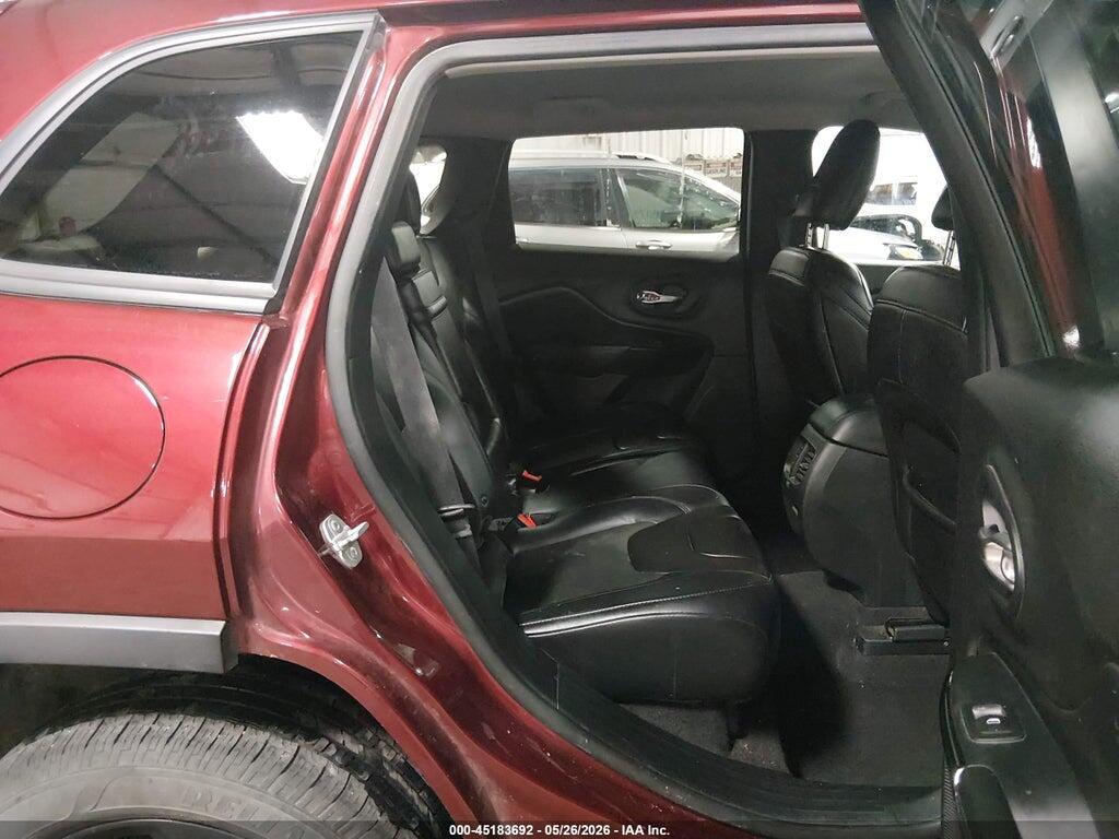 1C4PJMLB8KD378112 2019 JEEP CHEROKEE photo no. 8