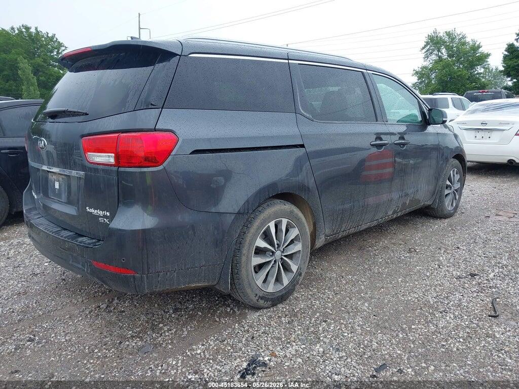 KNDMC5C14H6325415 2017 KIA SEDONA photo no. 4
