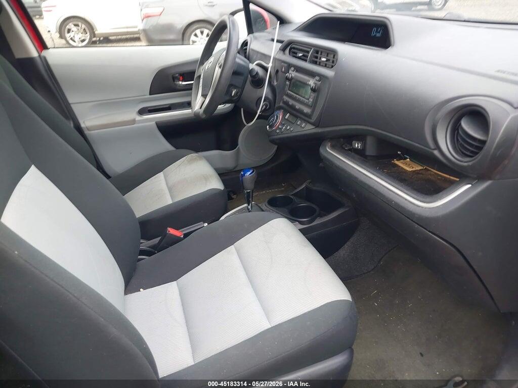 JTDKDTB34E1077154 2014 TOYOTA PRIUS C photo no. 5
