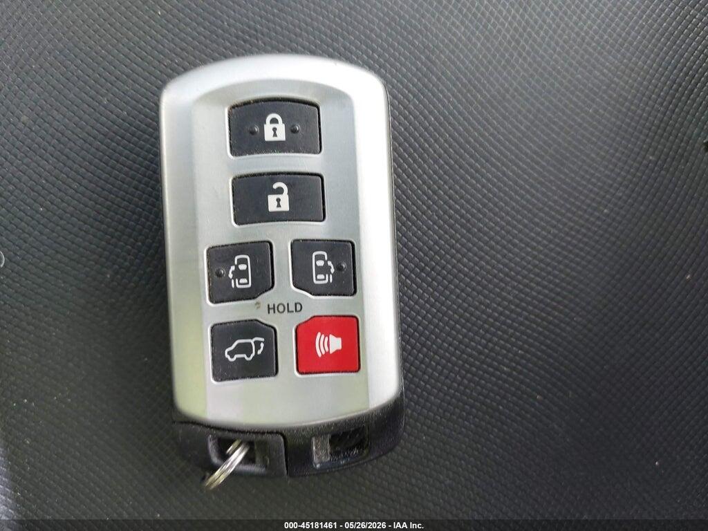 5TDYZ3DC7HS848433 2017 TOYOTA SIENNA photo no. 11