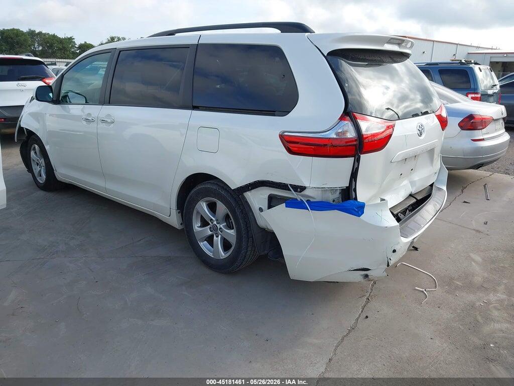 5TDYZ3DC7HS848433 2017 TOYOTA SIENNA photo no. 3