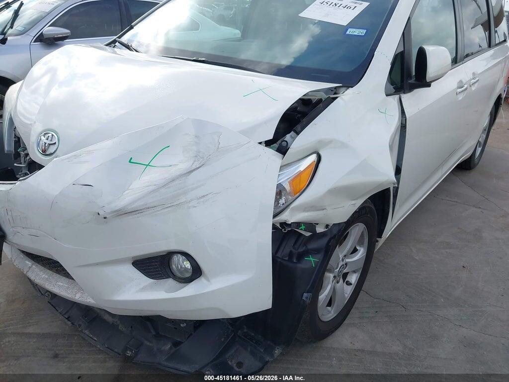 5TDYZ3DC7HS848433 2017 TOYOTA SIENNA photo no. 6