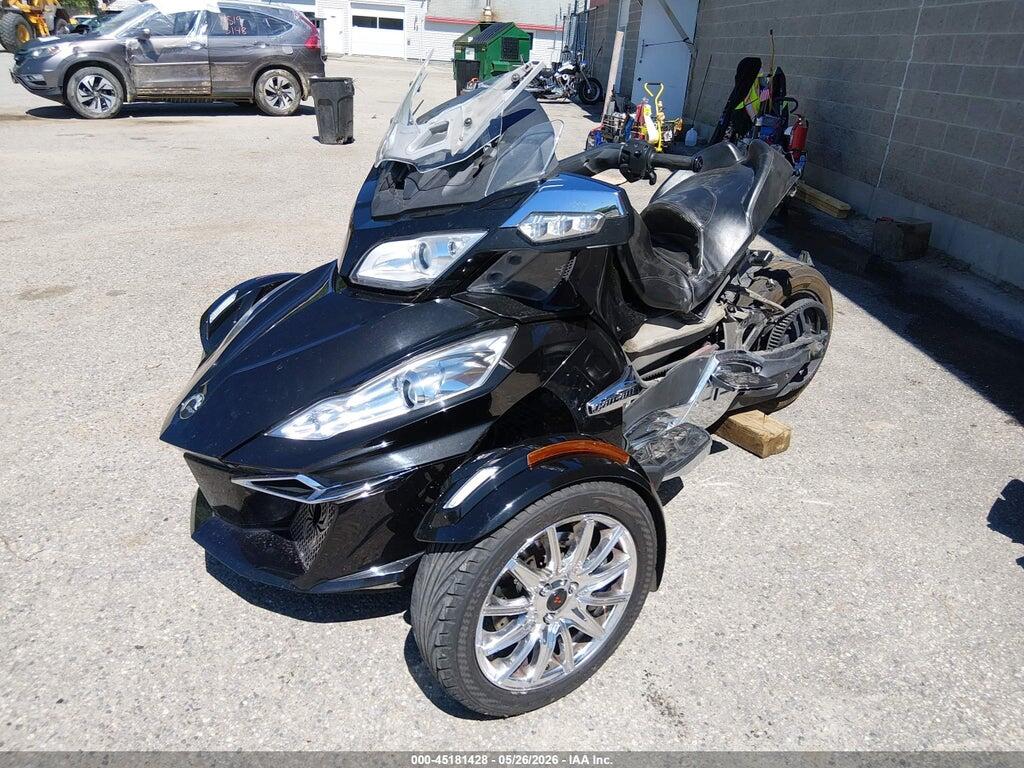 2BXNBDD28FV003754 2015 CAN-AM SPYDER ROADSTER photo no. 2
