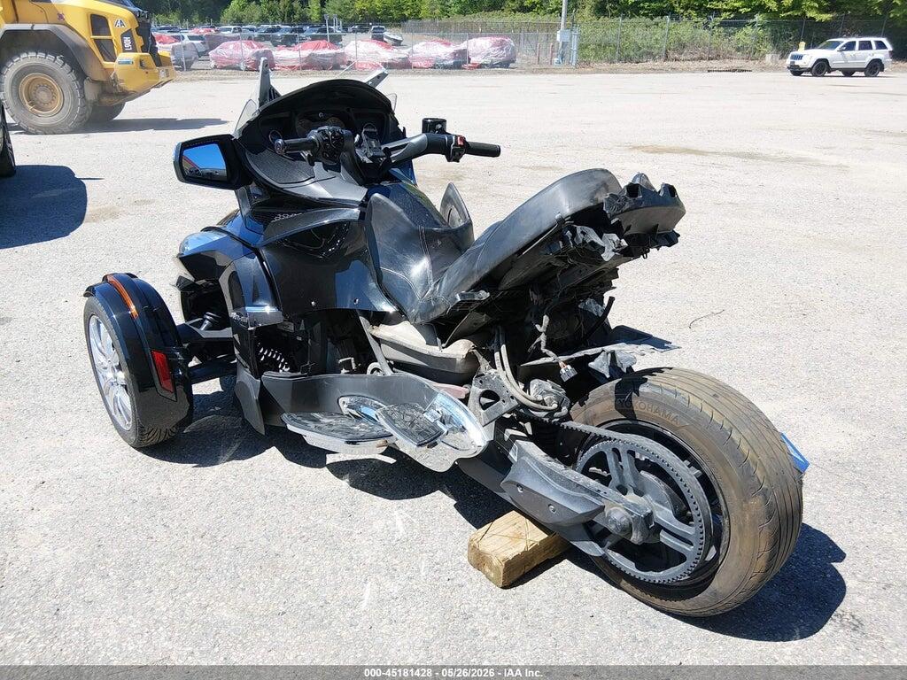 2BXNBDD28FV003754 2015 CAN-AM SPYDER ROADSTER photo no. 3