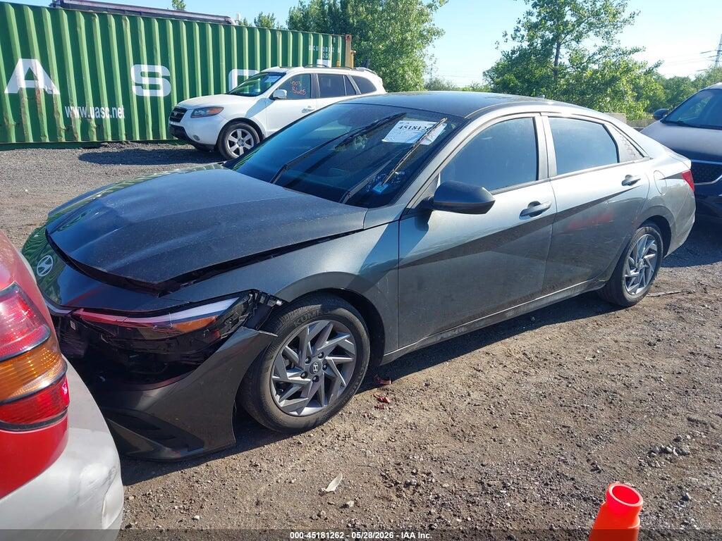 KMHLM4DG0RU811833 2024 HYUNDAI ELANTRA photo no. 2