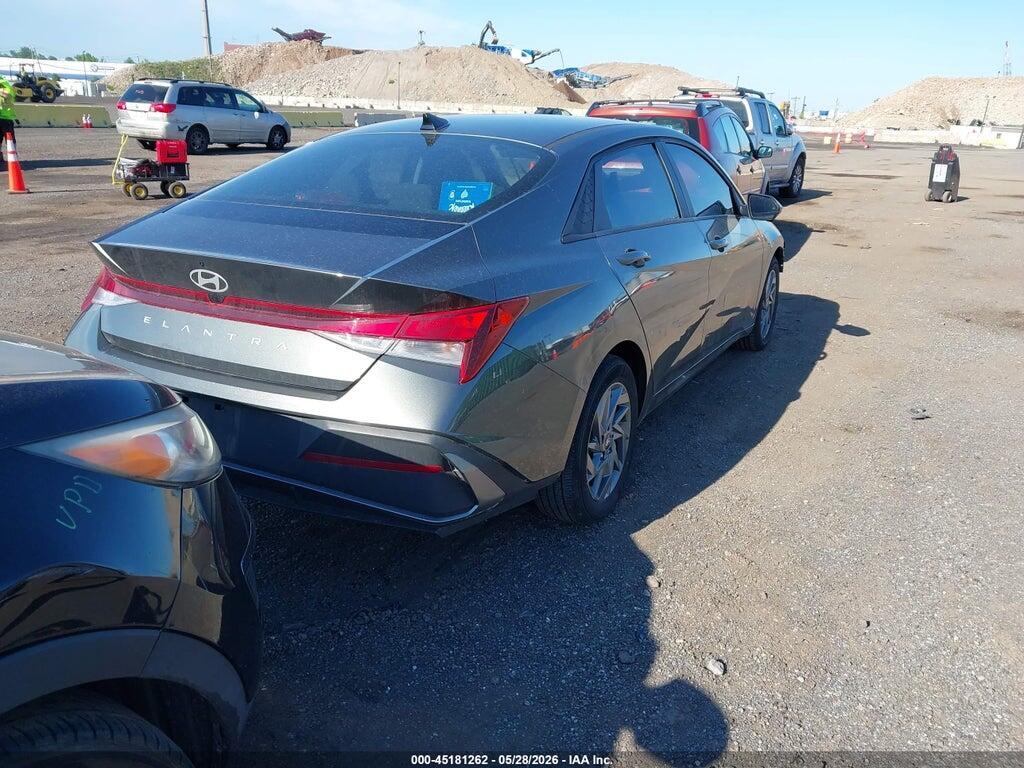 KMHLM4DG0RU811833 2024 HYUNDAI ELANTRA photo no. 4