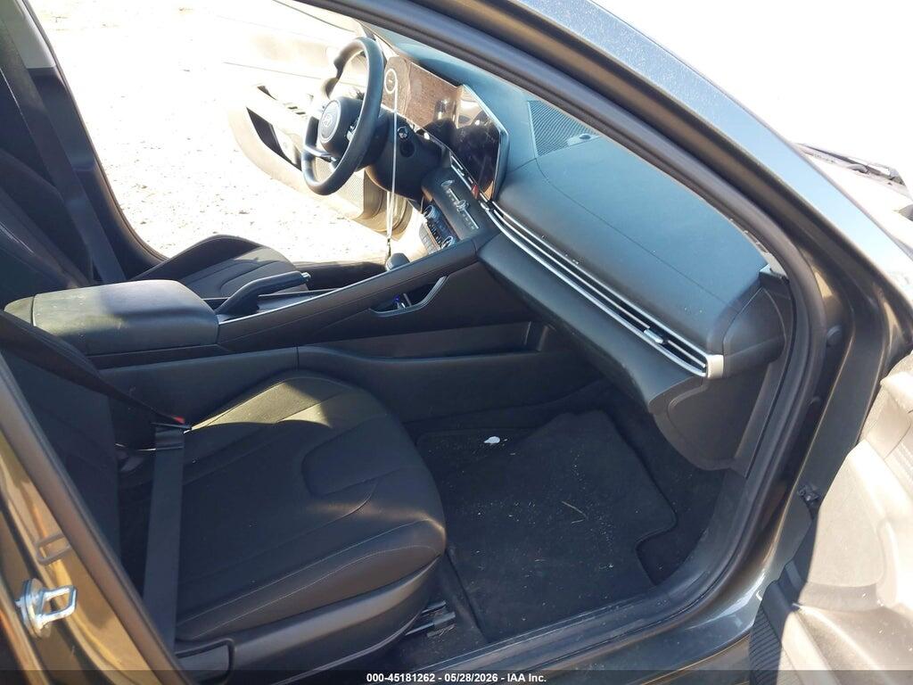 KMHLM4DG0RU811833 2024 HYUNDAI ELANTRA photo no. 5