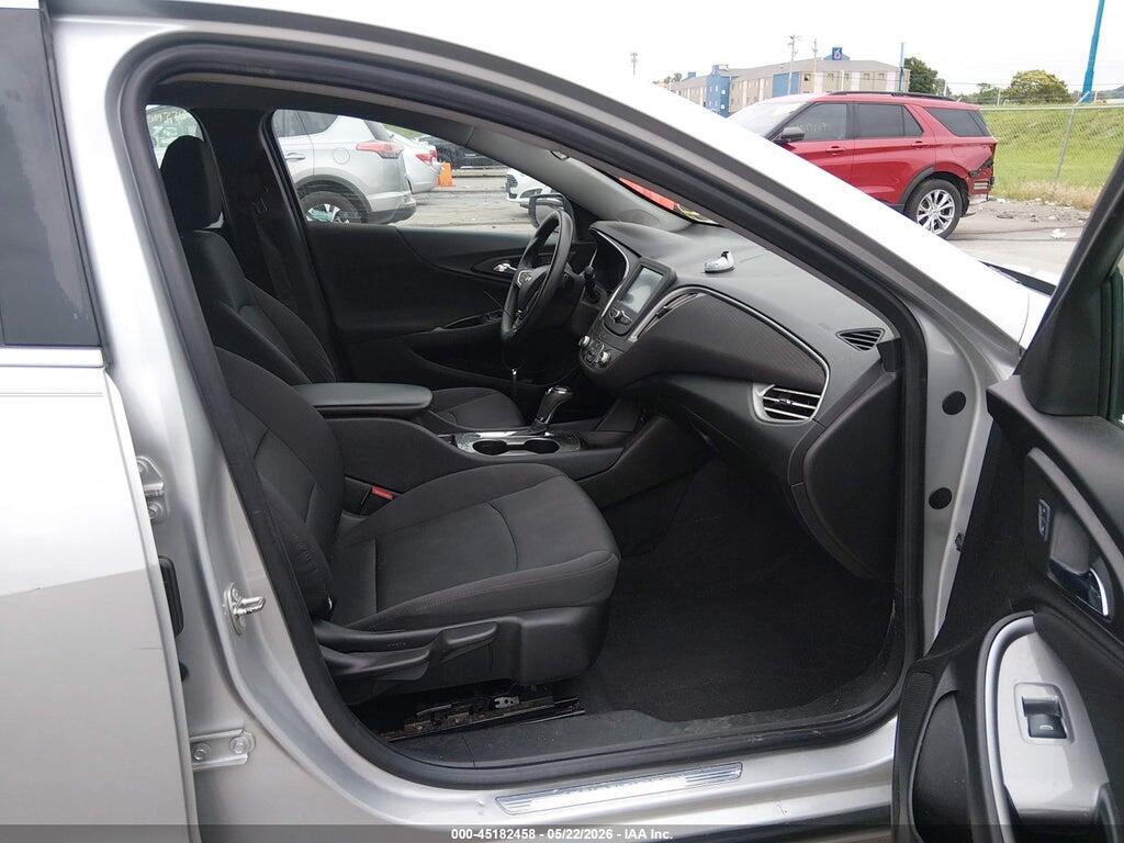 1G1ZB5ST4HF177576 2017 CHEVROLET MALIBU photo no. 5