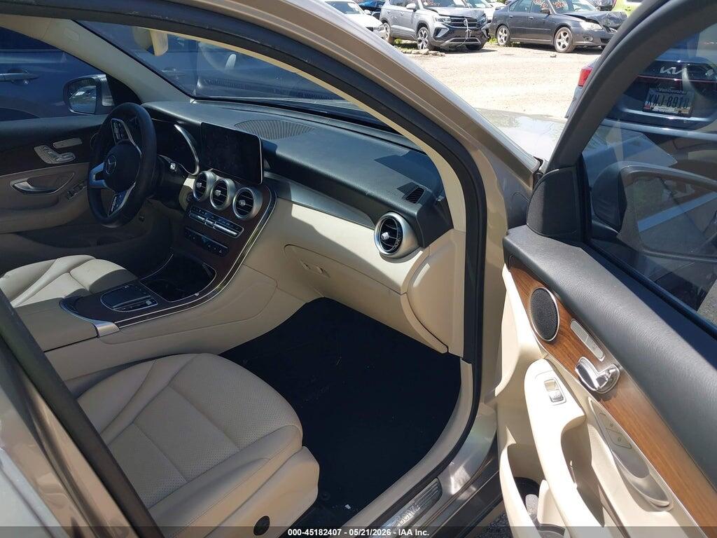 W1N0G8DB2LF827384 2020 MERCEDES-BENZ GLC 300 photo no. 5