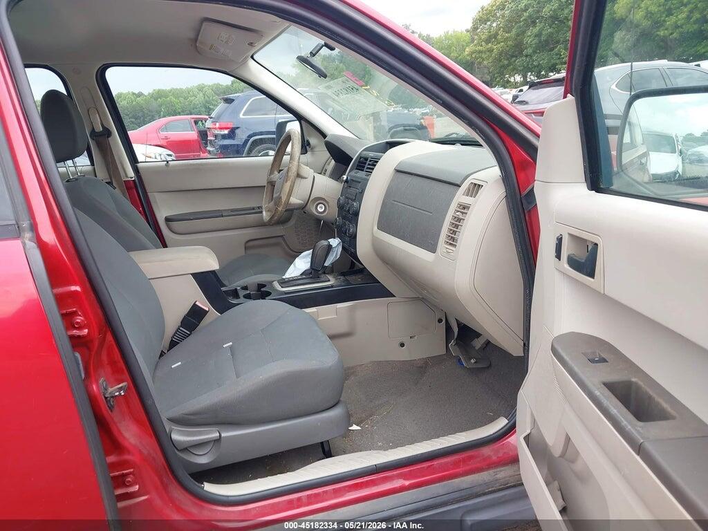 1FMCU02Z98KE22020 2008 FORD ESCAPE photo no. 5