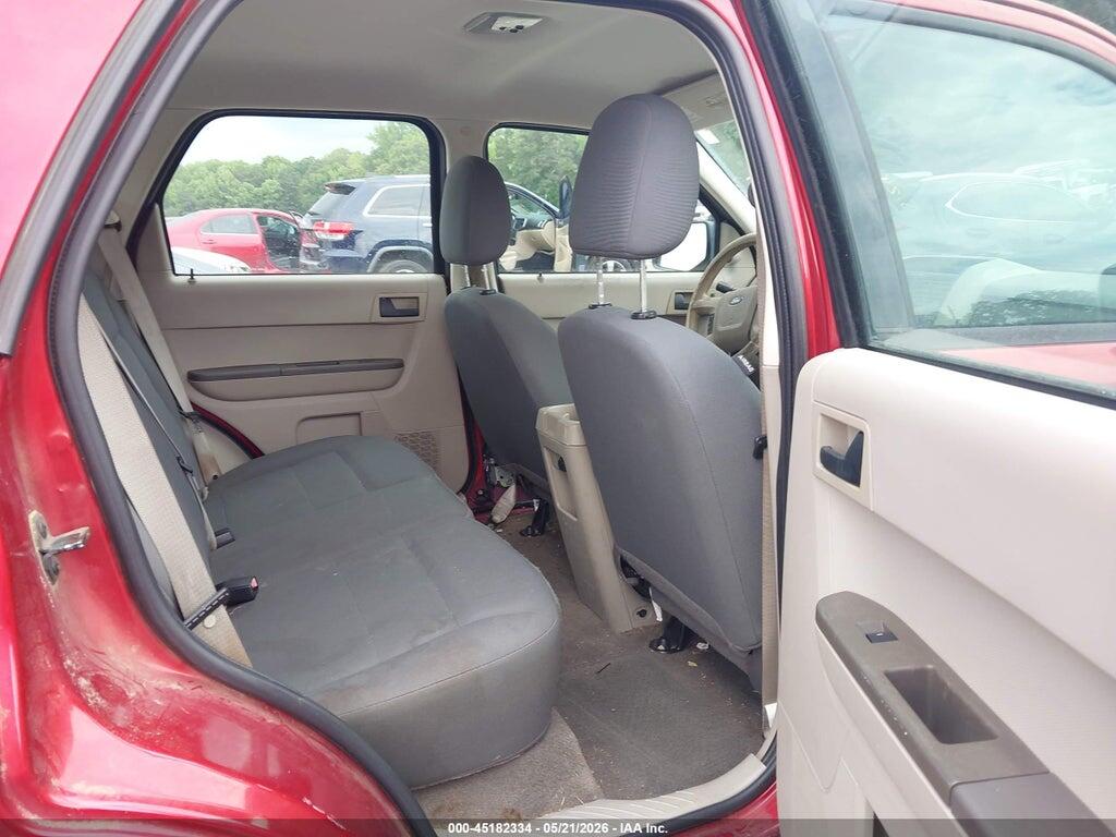 1FMCU02Z98KE22020 2008 FORD ESCAPE photo no. 8