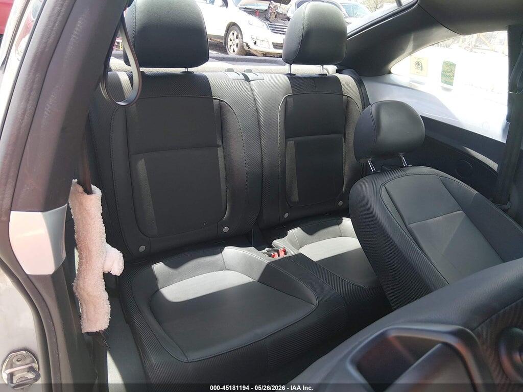 3VWJP7AT7CM628881 2012 VOLKSWAGEN BEETLE photo no. 8