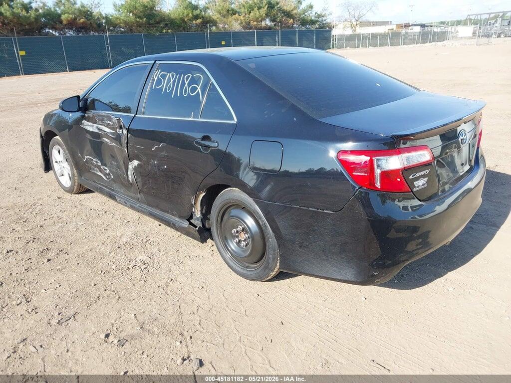 4T1BF1FK0EU431469 2014 TOYOTA CAMRY photo no. 3
