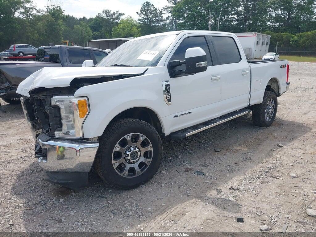 1FT7W2BT1HED44371 2017 FORD F-250 photo no. 2