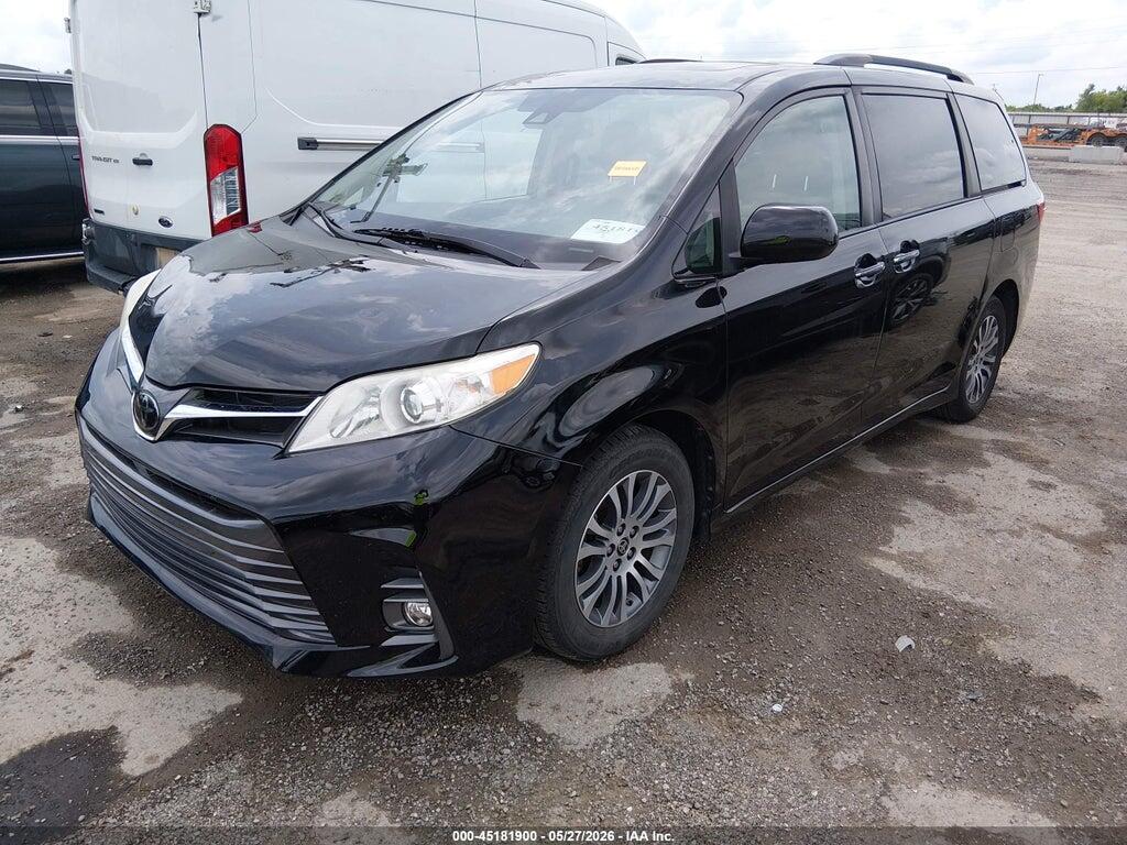 5TDYZ3DC7LS063614 2020 TOYOTA SIENNA photo no. 2
