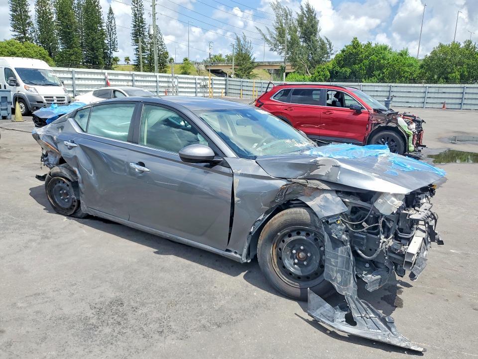 2023 NISSAN ALTIMA 2.5 S — Фото 4 из 12