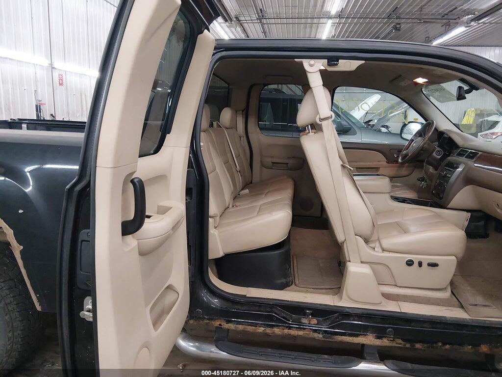 1GTR2WE30BZ379555 2011 GMC SIERRA 1500 photo no. 8