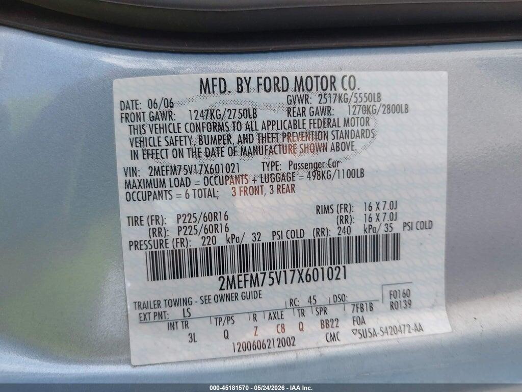 2MEFM75V17X601021 2007 MERCURY GRAND MARQUIS photo no. 9