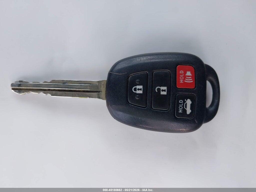 4T1BF1FK0FU073940 2015 TOYOTA CAMRY photo no. 11