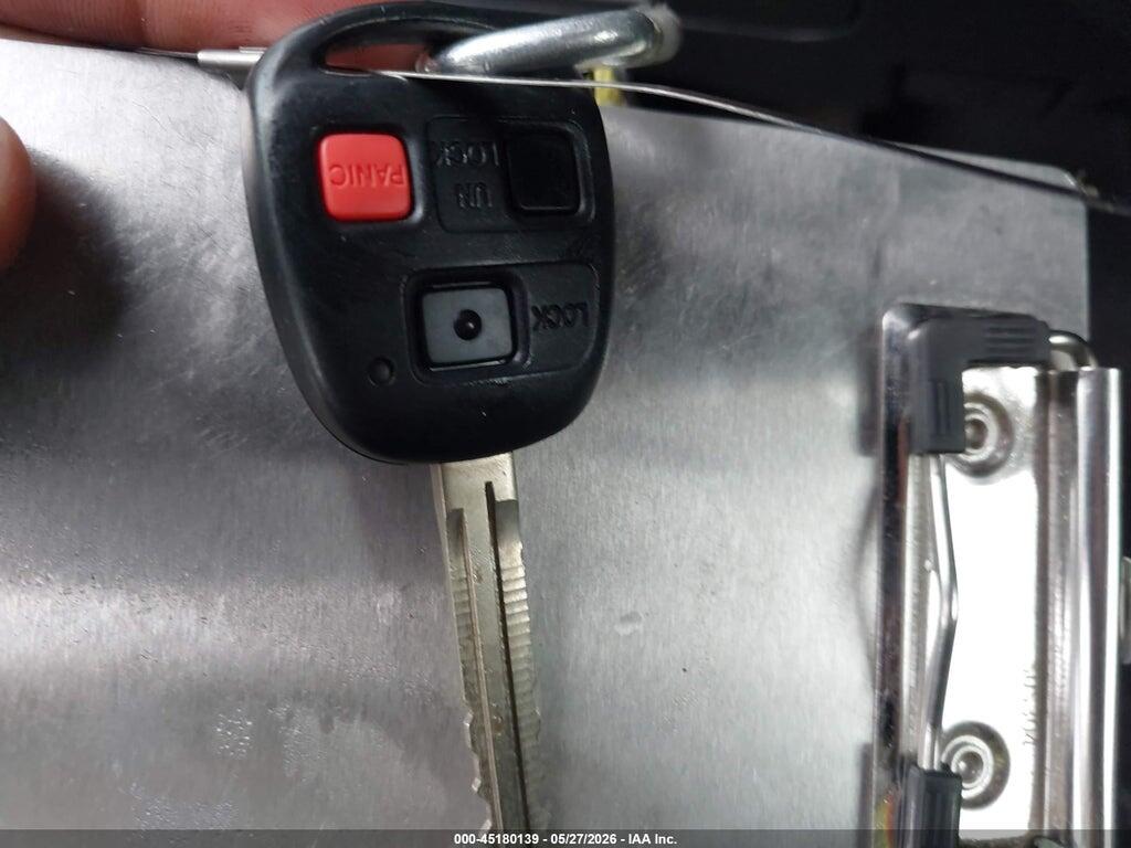 JTEBU11F08K005443 2008 TOYOTA FJ CRUISER photo no. 11