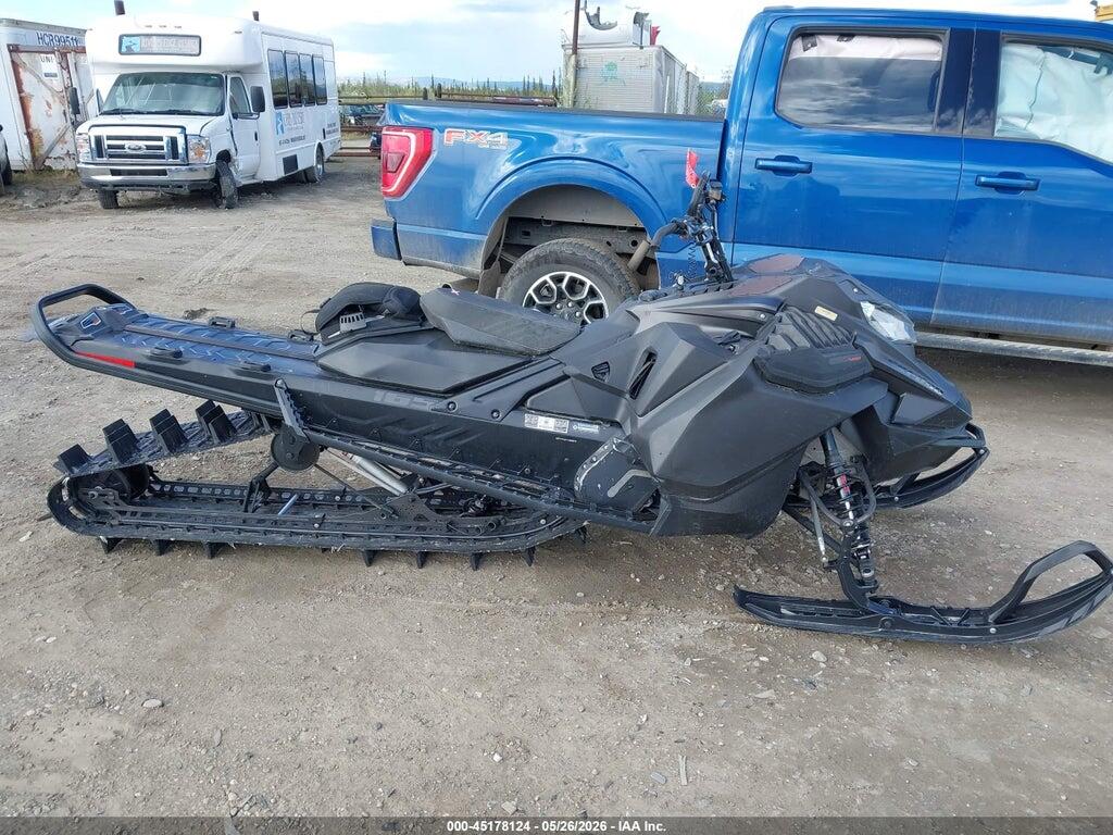 2BPSTANB7NV000078 2022 SKI-DOO SUMMIT X 670 photo no. 6